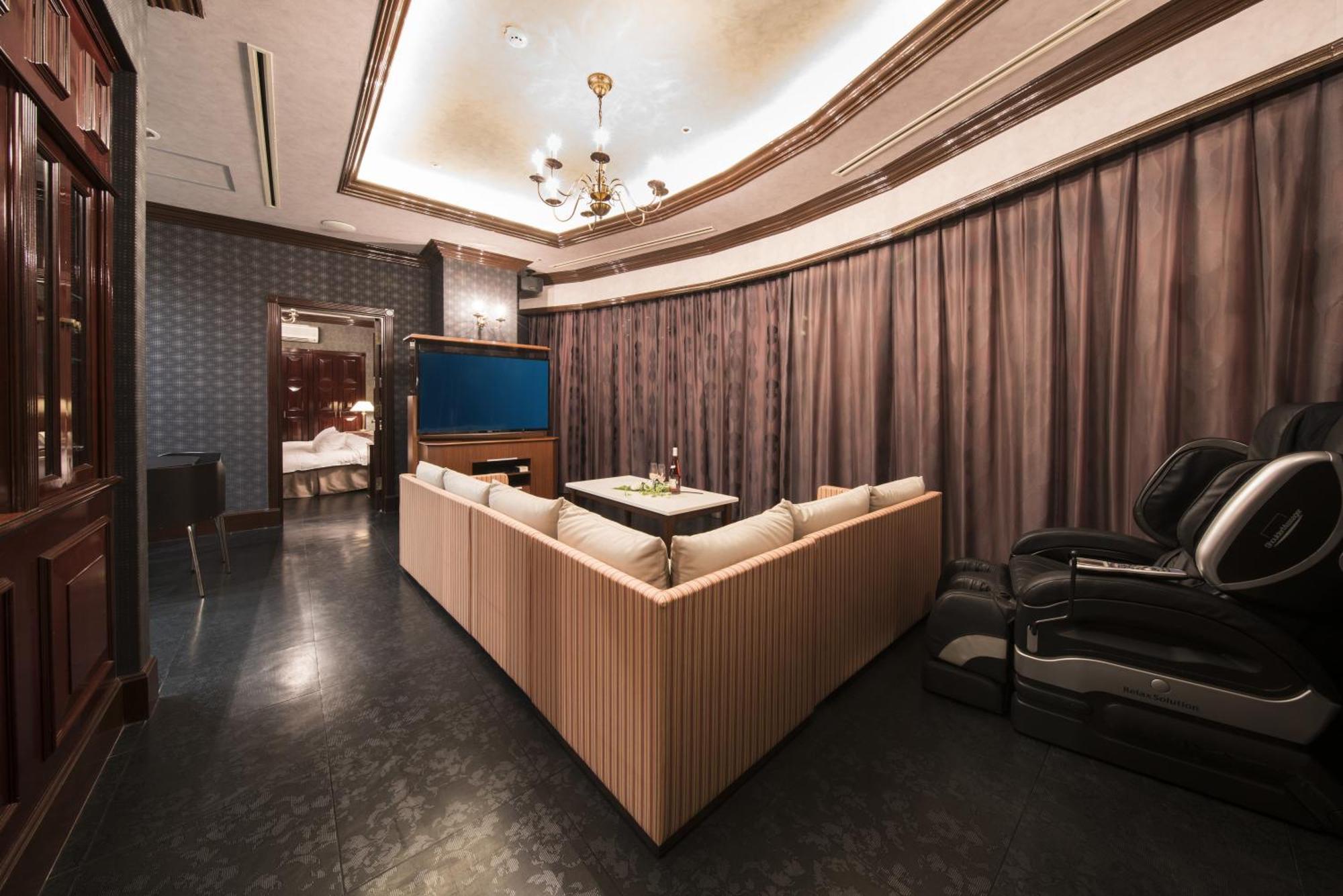 Hotel Alps (Adults Only) Osaka Bagian luar foto