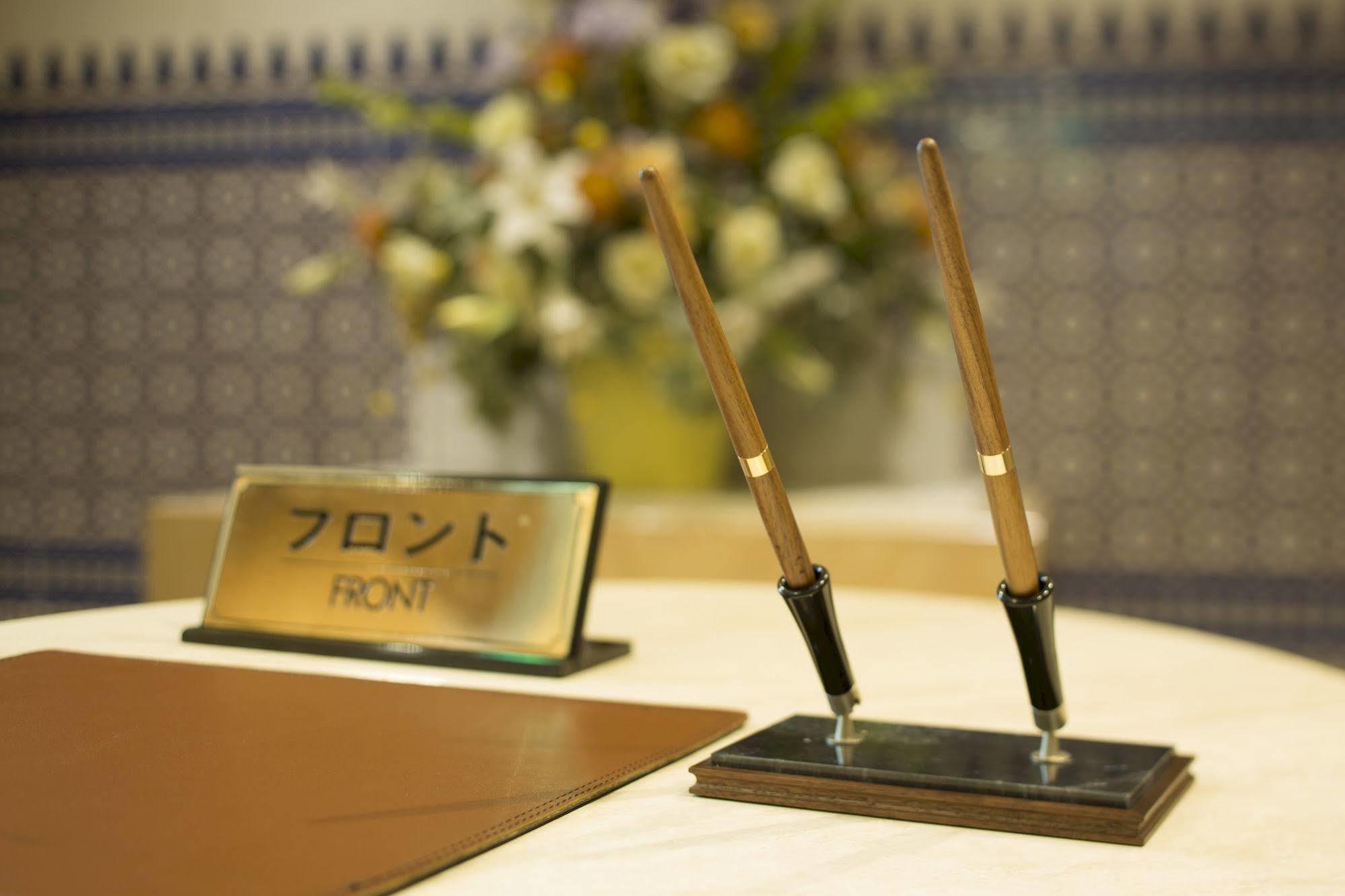 Hotel Alps (Adults Only) Osaka Bagian luar foto