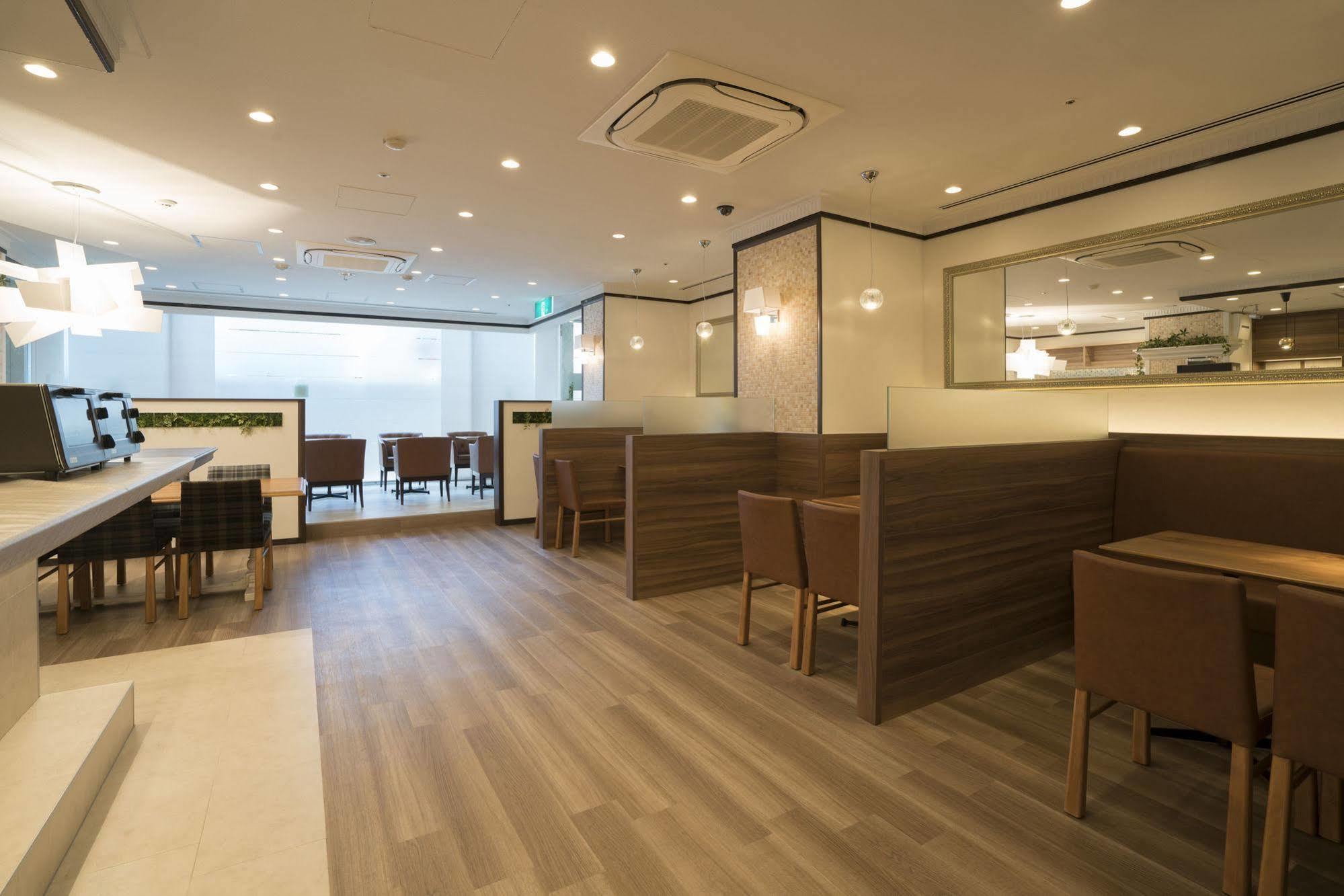 Hotel Alps (Adults Only) Osaka Bagian luar foto