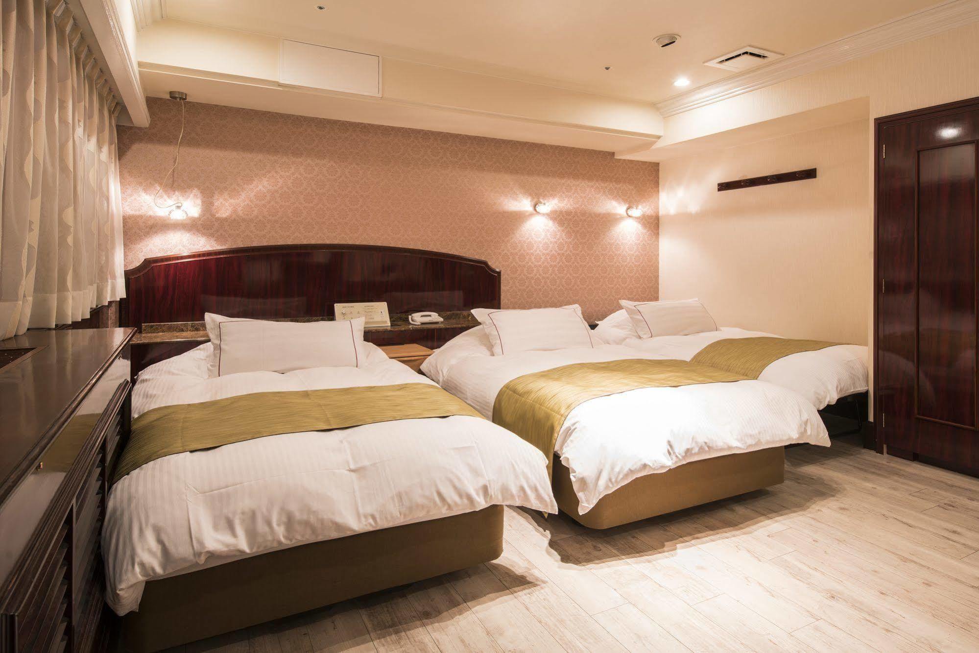Hotel Alps (Adults Only) Osaka Bagian luar foto