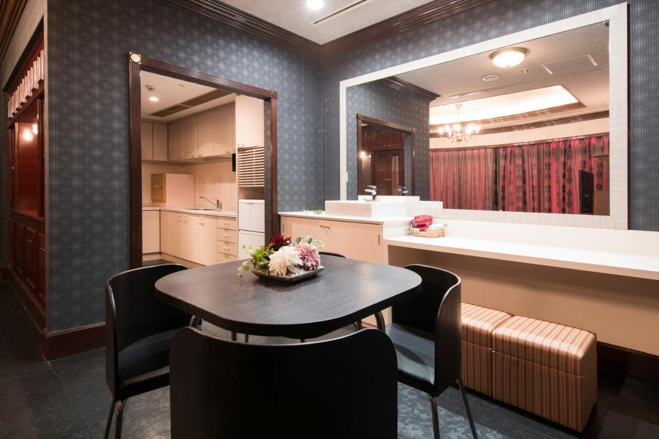 Hotel Alps (Adults Only) Osaka Bagian luar foto