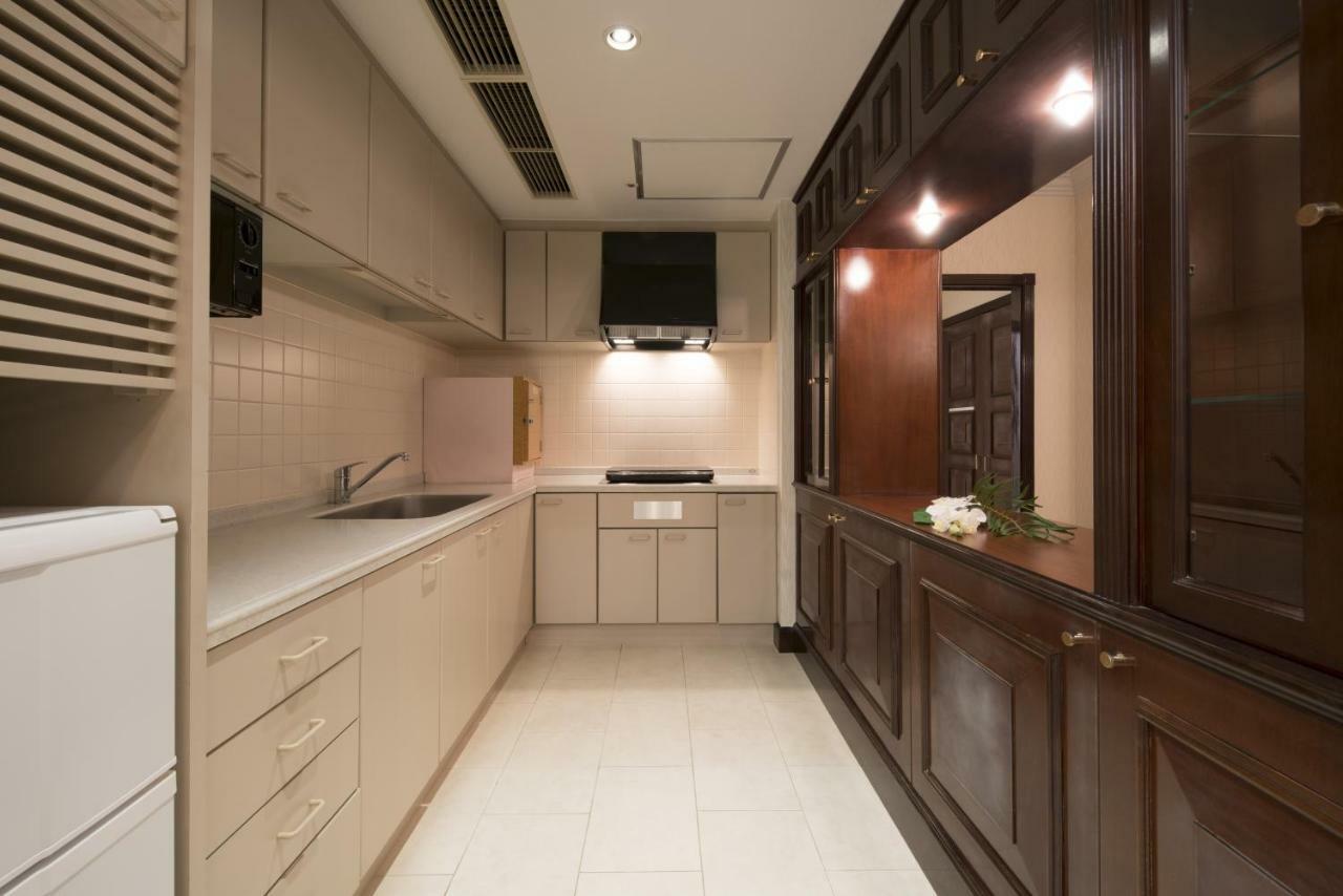 Hotel Alps (Adults Only) Osaka Bagian luar foto